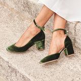 Hetty Mid Wide with Straps