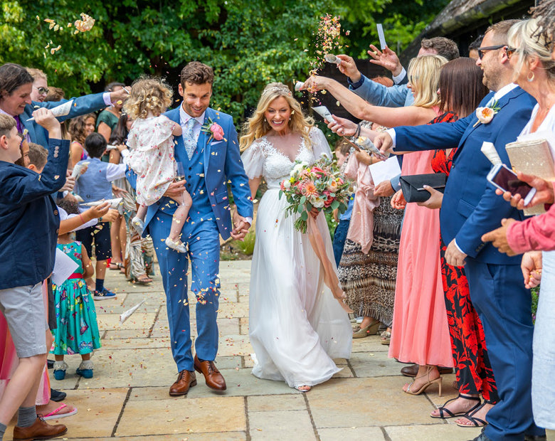 Anastasia wears Peony Low Ivory