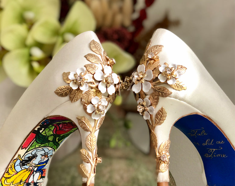 Fatima wears Amy Mid Blossom