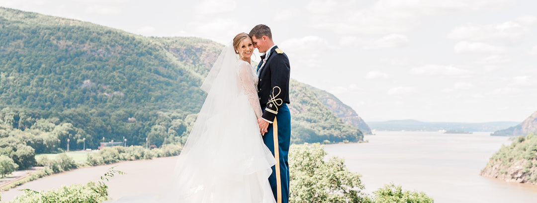 Casey wears Arabella Block Blue