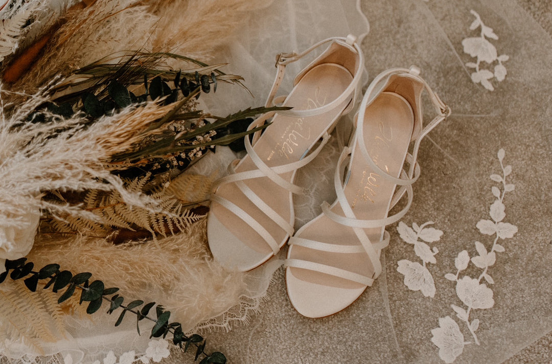 Emily wears Rosslyn Mid Ivory