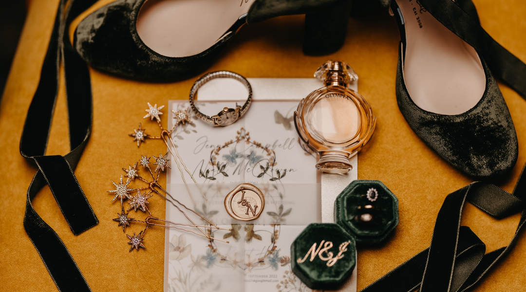 Jenna wears Hetty Forest Green