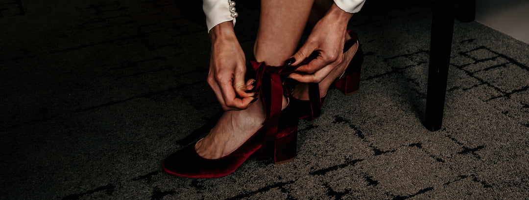 Kate wears Hetty Mid Bordo