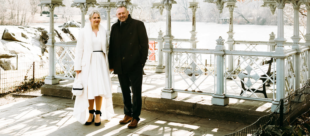 Leanne wears Hetty Mid Midnight