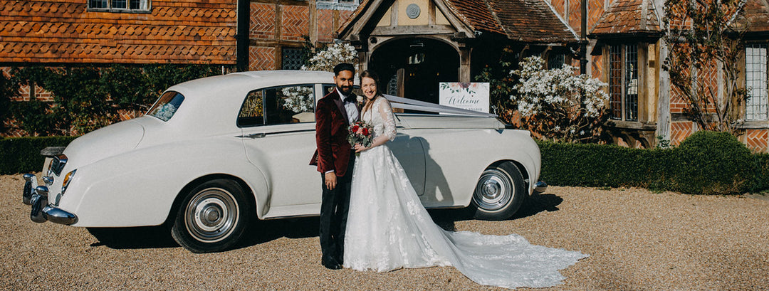 Marianne wears Hetty Mid Bordo