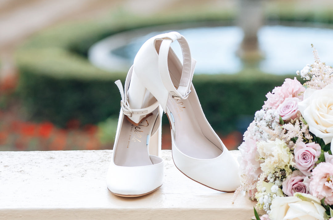 Mariko wears Hetty Ivory