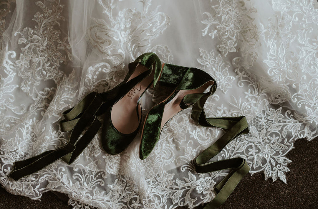 Rebecca wears Hetty Mid Forest Green