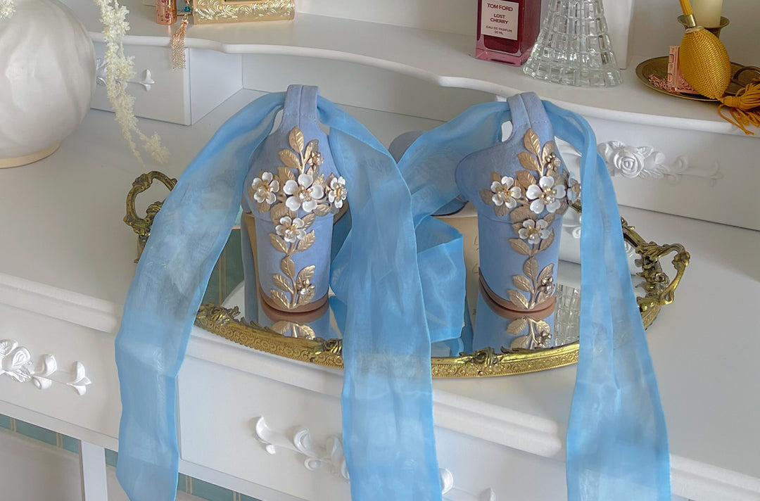 Hetty Mid Blue Blossom with Travel Momoirs