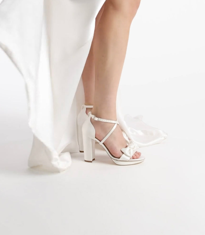 Arabella Block Ivory Bow