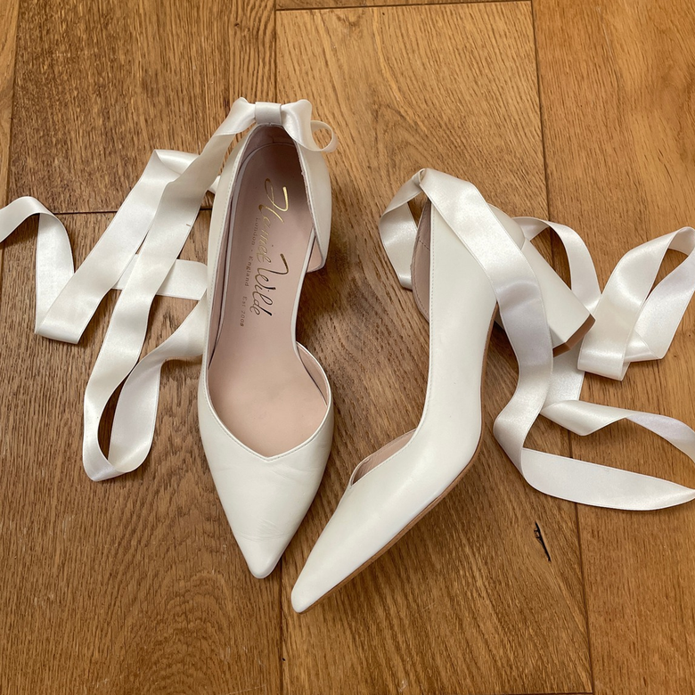 Elsa Ribbons Ivory