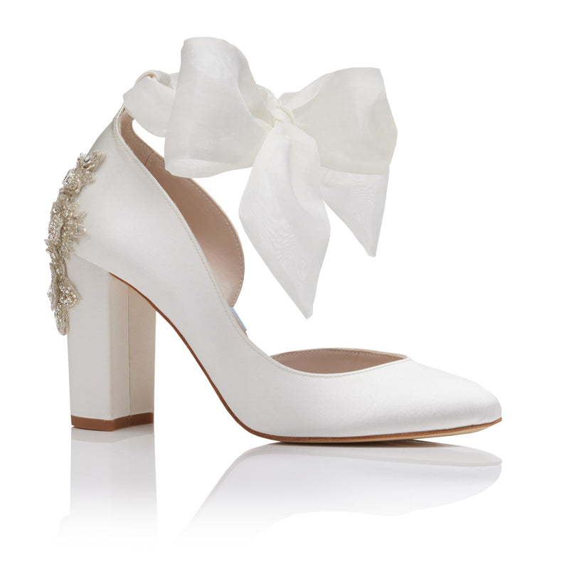 Amazon.com: Chunky Heel Pumps Beaded Sandals Square Heel Sandals Rhinestone  Fringe Bridal Wedding Shoes,White 7cm,43 : Everything Else