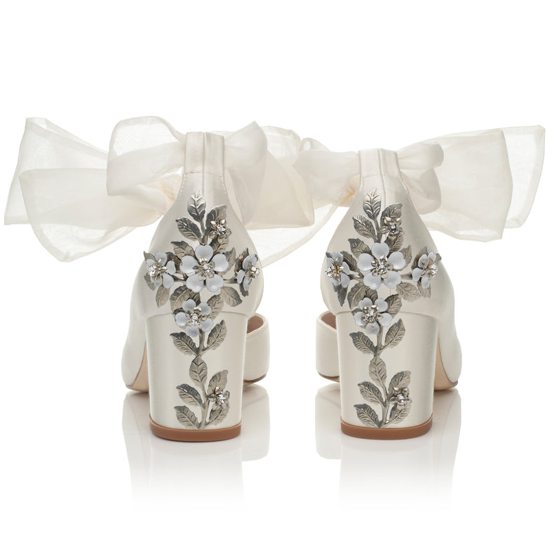 Hetty Mid Ivory Blossom Silver